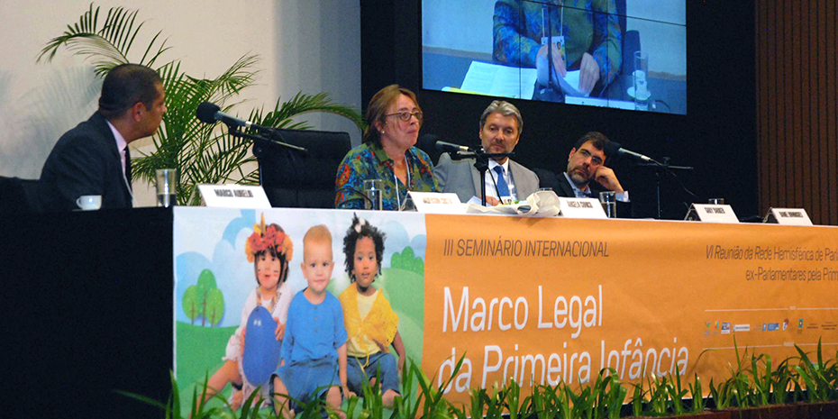 Panelists present at the Brasilia launch of State of the World’s Fathers. Credit: Marçal