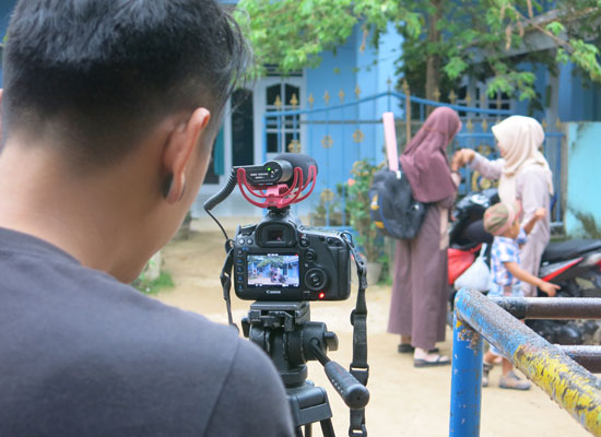 Behind-the-scenes still from Prevention+ film shooting in Indonesia. Photo courtesy of Rutgers WPF Indonesia.